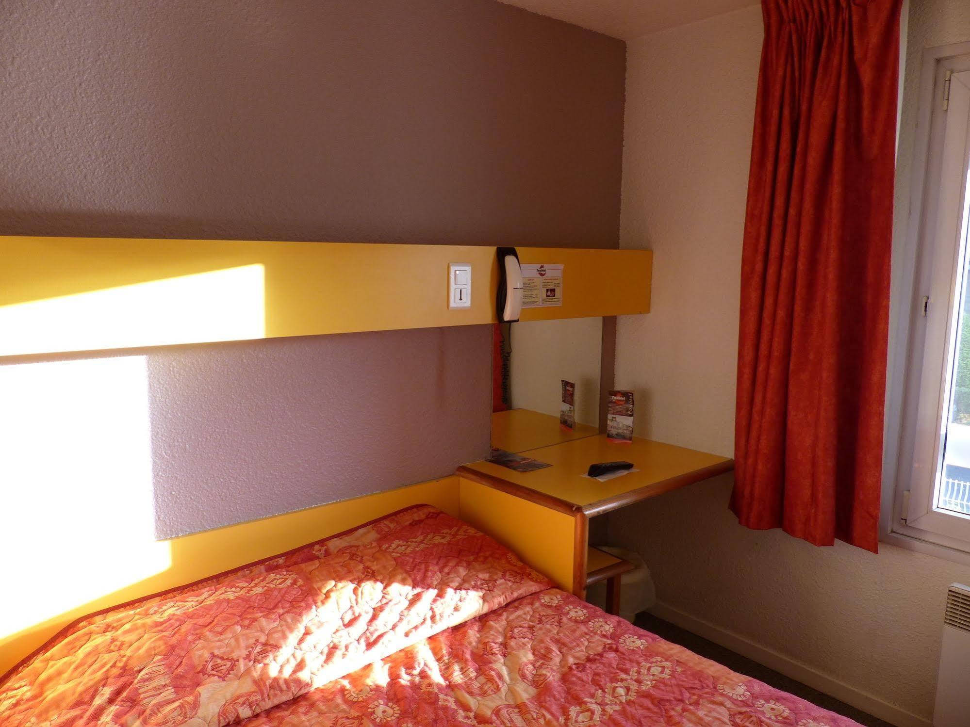 The Originals Access, Hotel Moustache, Seclin Luaran gambar
